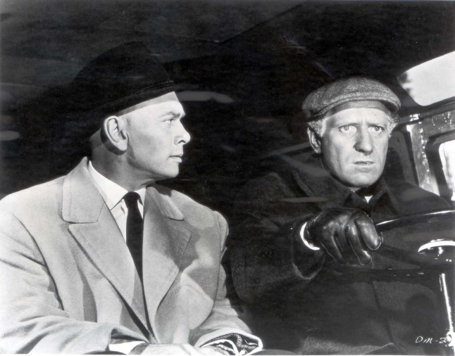 Film " The Double Man " (1967), Warner Bros pictures presents "The Double man" starring Yul Brynner as Dan Slater and Clive Revill as Frank Wheatly.