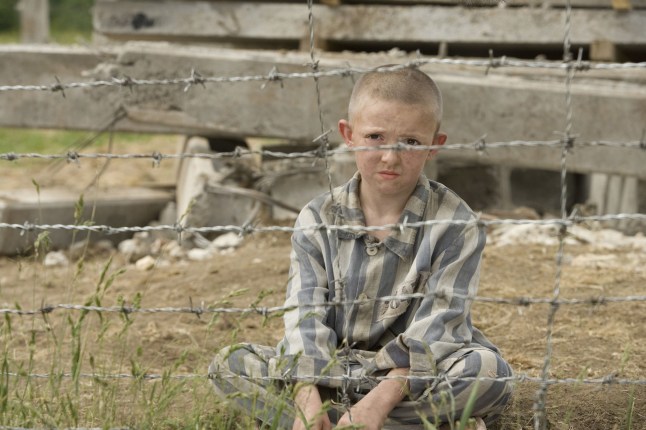 Editorial use only. No book cover usage. Mandatory Credit: Photo by Heyday/Kobal/REX/Shutterstock (5885195al) Zac Mattoon O'Brien The Boy In The Striped Pajamas - 2008 Director: Mark Herman Heyday Films UK/USA Scene Still Drama The Boy In The Striped Pyjamas Le Gar?on au pyjama ray?
