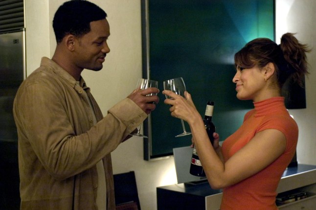 Editorial use only. No book cover usage. Mandatory Credit: Photo by Columbia/Everett/REX/Shutterstock (508715c) HITCH, Will Smith, Eva Mendes, 2005 'HITCH' FILM STILLS - 2005