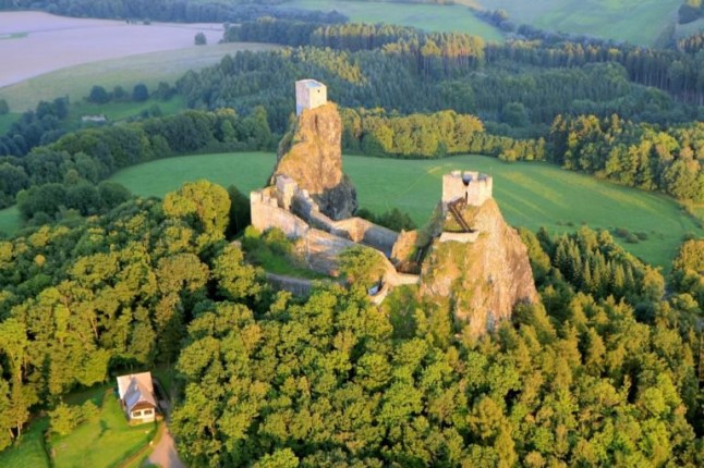 Trosky Castle