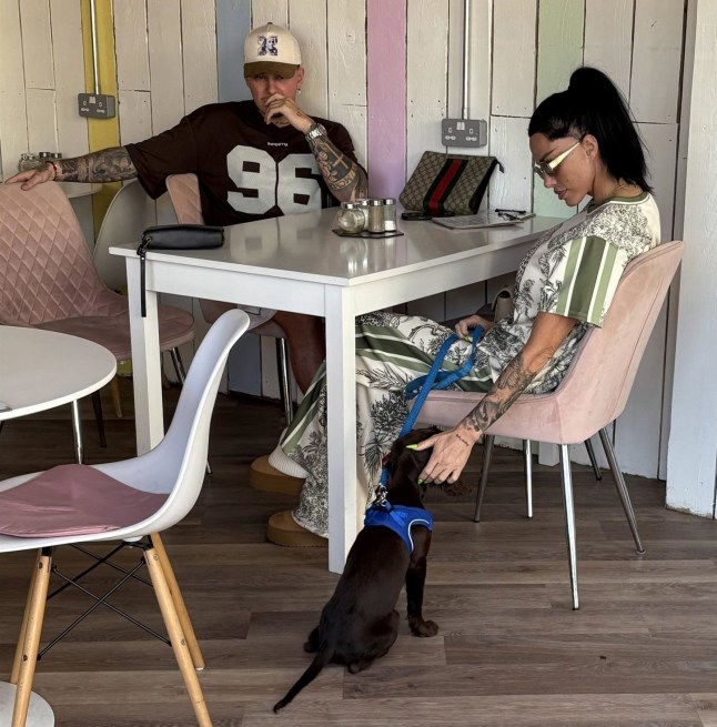 BGUK_3190799 - UK, UNITED KINGDOM - *PREMIUM-EXCLUSIVE* - *MUST CALL FOR PRICING BEFORE USAGE*?? The British Model Katie Price aka Jordan is seen sporting her Safari Tracksuit from the brand JYY London, cut some style wearing her Gucci handbag out with her beau JJ Slater. The couple took their adorable Cocker Spaniel named Rookie for a sunny afternoon stroll during Katie's lunch break from her Easter Panto Production where the star will play the role of the Fairy in a retelling of 'Pinocchio' in Croydon at Fairfield Halls. A keen animal lover, Katie has owned various animals in the past, However, the star has also faced much publicised criticism for her treatment of animals with reports indicate that at least eight of her animals have died under her care, including five dogs, a horse, and a chameleon. Pictured: Katie Price - Jordan - JJ Slater BACKGRID UK 26 MARCH 2025 UK: +44 208 344 2007 / uksales@backgrid.com USA: +1 310 798 9111 / usasales@backgrid.com *Pictures Containing Children Please Pixelate Face Prior To Publication*