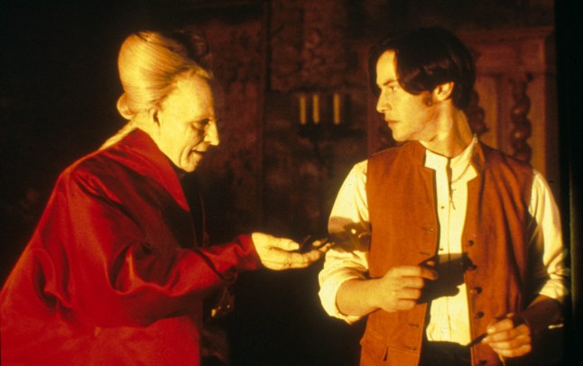 Editorial use only. No book cover usage. Mandatory Credit: Photo by Moviestore/REX/Shutterstock (1552943a) Bram Stoker's Dracula, Gary Oldman, Keanu Reeves Film and Television