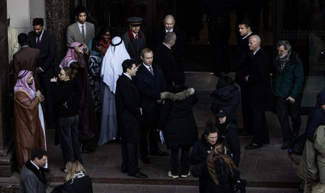 Jude Law spotted as Vladimir Putin on set in Riga Filming is underway in Latvia for ?The Wizard of the Kremlin?. Hollywood actor Jude Law is playing the lead role ? Vladimir Putin. Here are the first shots from the set, where Law appears fully in character and makeup. The movie is based on the novel of the same name by Giuliano da Empoli. Set in the 1990s, it follows political strategist Vadim Baranov, who becomes an advisor to Russia?s future president and witnesses the rise of an authoritarian regime.