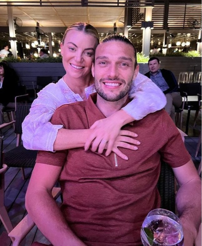 billimucklow Verified Let The Fun Be Gin - @andytcarroll 2w