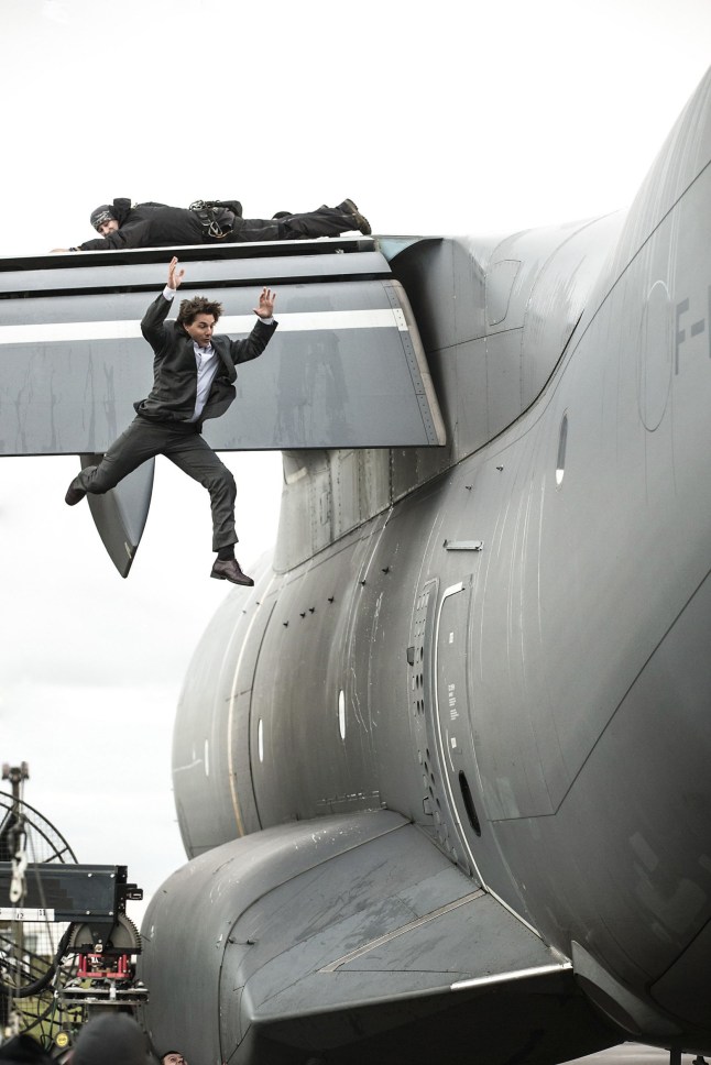 Editorial use only. No book cover usage. Mandatory Credit: Photo by Christian Black/Bad Robot/Skydance Prods/Paramount/Kobal/REX/Shutterstock (5885914au) Tom Cruise Mission - Impossible - Rogue Nation - 2015 Director: Chris McQuarrie Bad Robot/Skydance Productions/Paramount Pictures USA On/Off Set Action/Adventure Mission: Impossible - Rogue Nation