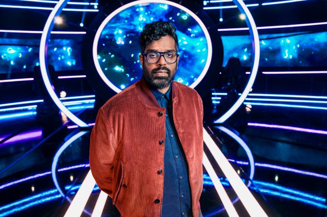The Weakest Link,18-12-2021,Romesh Ranganathan,Embargoed for publication until 00:00:01 on Saturday 04/12/2021 - Picture shows: Romesh Ranganathan The Weakest Link host,,BBC Studios,Alan Peebles