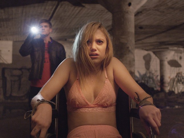 Editorial use only. No book cover usage. Mandatory Credit: Photo by Northern Lights/Animal Kingdom/Two Flints/Kobal/REX/Shutterstock (5875978c) Maika Monroe It Follows - 2014 Director: David Robert Mitchell Northern Lights Films/Animal Kingdom/Two Flints USA Scene Still Horror It follows