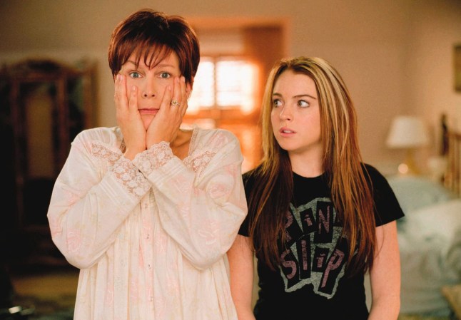 Editorial use only. No book cover usage. Mandatory Credit: Photo by Ron Batzdorff/Walt Disney/Kobal/Shutterstock (5879398b) Jamie Lee Curtis, Lindsay Lohan Freaky Friday - 2003 Director: Mark Waters Walt Disney Pictures USA Scene Still Comedy