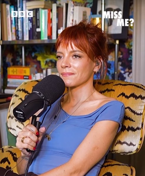 Lily Allen reveals secret boob job with 'hopes' to send nudes