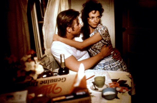Editorial use only. No book cover usage. Mandatory Credit: Photo by MGM/Everett/REX/Shutterstock (603434b) 'Kill Me Again' - Val Kilmer and Joanne Whalley 'Kill Me Again' film - 1989
