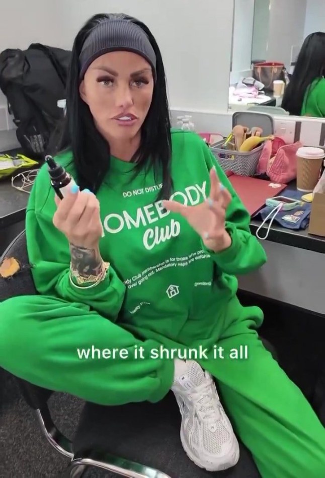 Katie Price slammed for ?abhorrent? claim that CBD oil can cure tumours