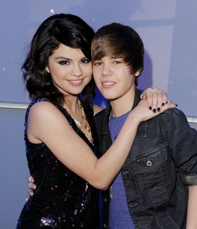 LAS VEGAS - DECEMBER 31: Singers Selena Gomez (L) and Justin Bieber attend Dick Clark's New Year's Rockin' Eve With Ryan Seacrest 2010 at Aria Resort & Casino at the City Center on December 31, 2009 in Las Vegas, Nevada. (Photo by Kevin Winter/DCNYRE2010/Getty Images for DCP)