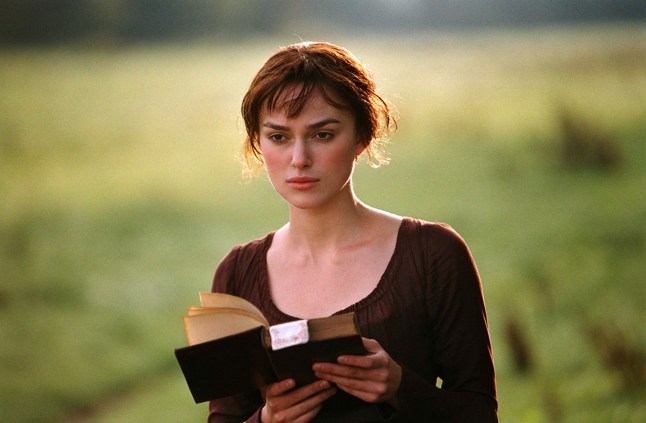 Editorial use only. No book cover usage. Mandatory Credit: Photo by Working Title/Kobal/REX/Shutterstock (5885843bd) Keira Knightley Pride and Prejudice - 2005 Director: Joe Wright Working Title UK Scene Still