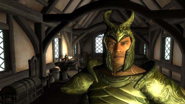 A knight in armour standing in an inn in The Elder Scrolls 4 Oblivion.